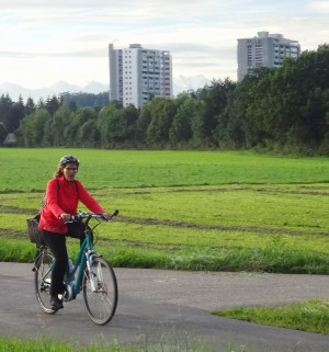 elektrovelo_veloschnellstrasse_guemligen-bern_2_small.jpg